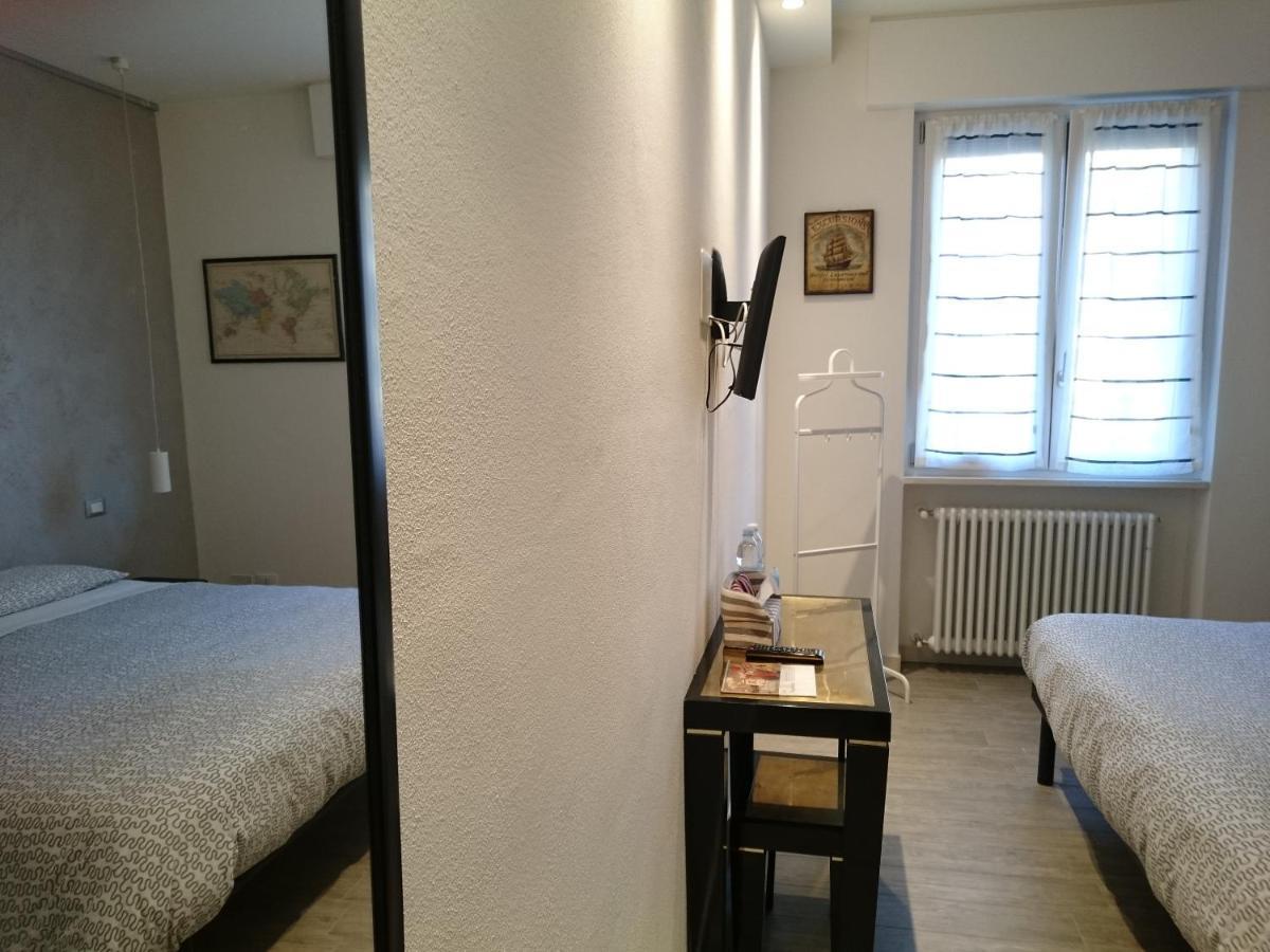 Bed And Breakfast Di Mara E Stefano Verona Rum bild